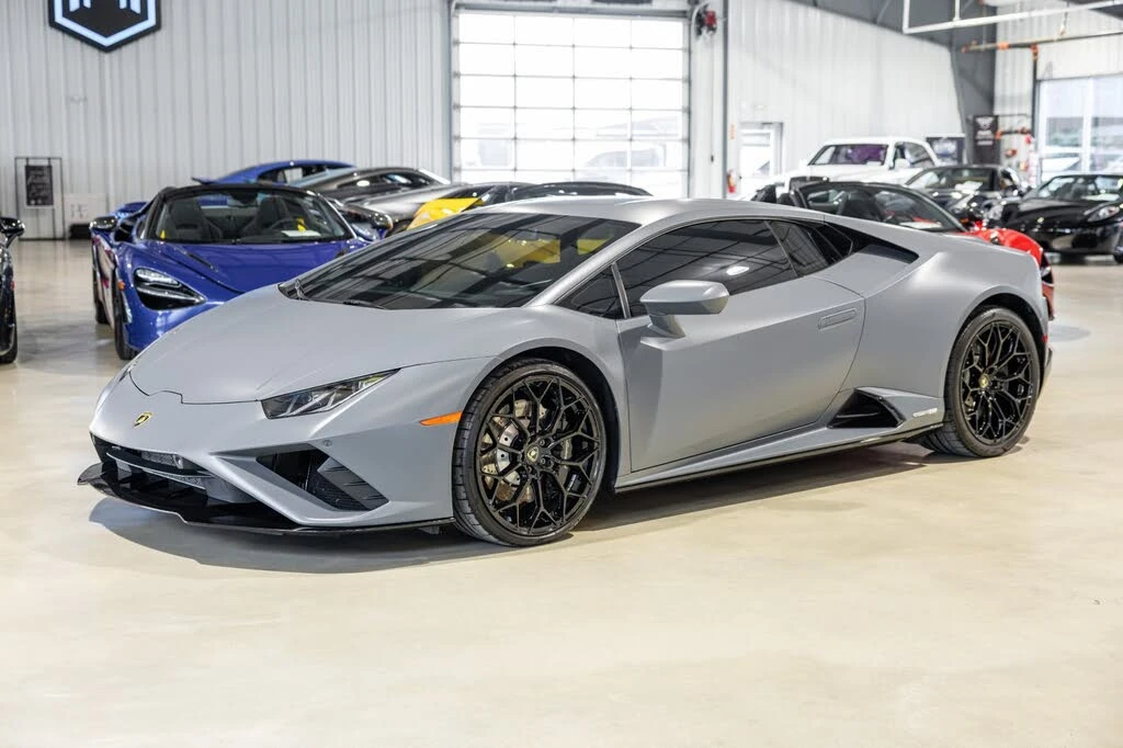 2022 Lamborghini Huracan - Image 2 of 31