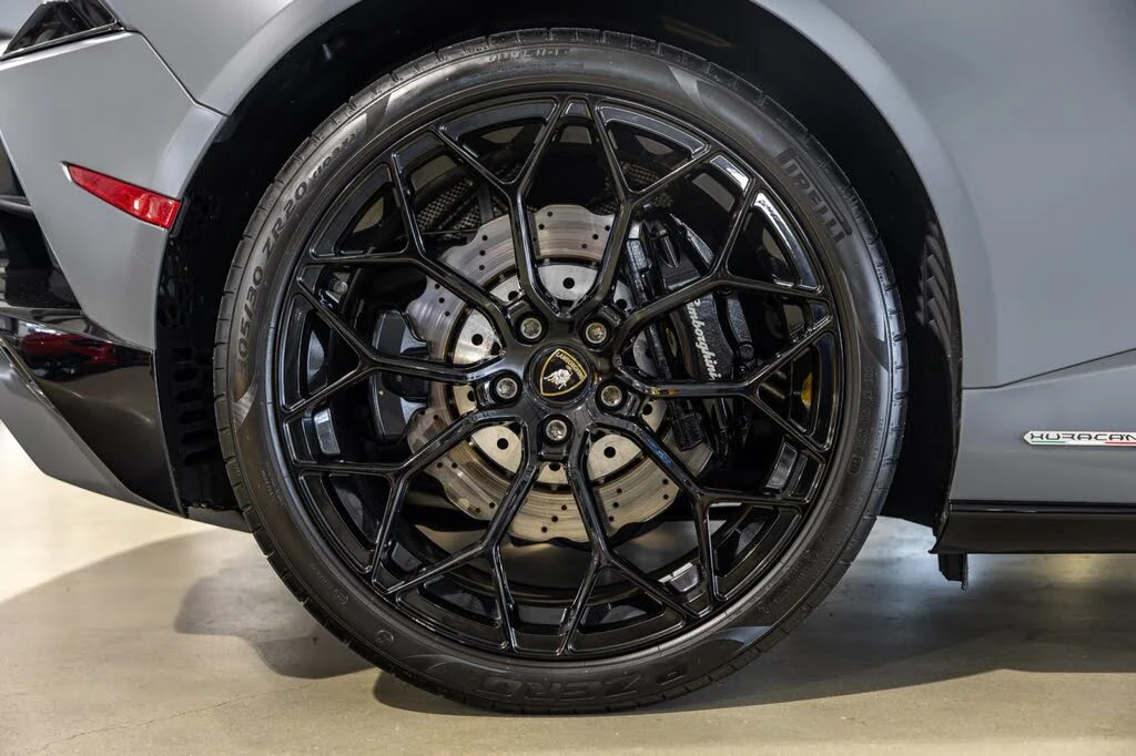 2022 Lamborghini Huracan - Image 22 of 31
