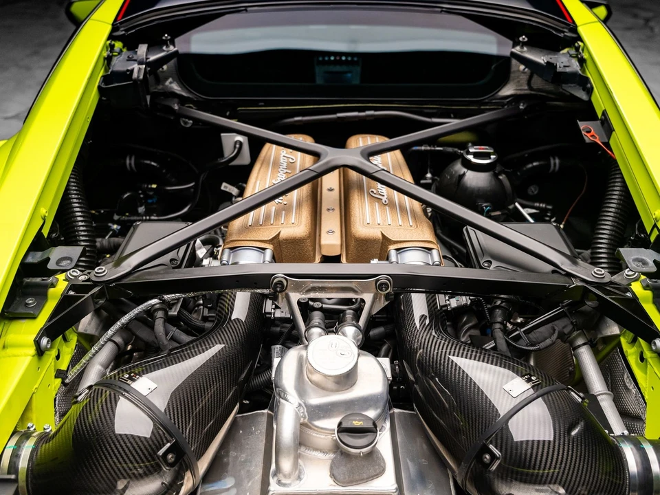 2022 Lamborghini Huracan LP610-2 EVO - Image 6 of 31