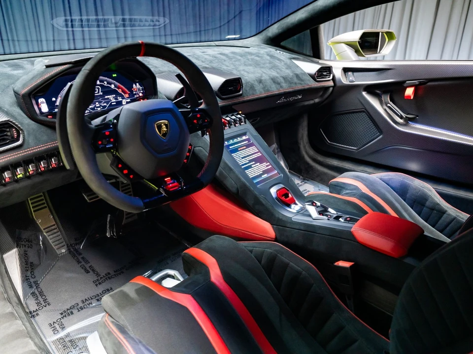 2022 Lamborghini Huracan LP610-2 EVO - Image 10 of 31