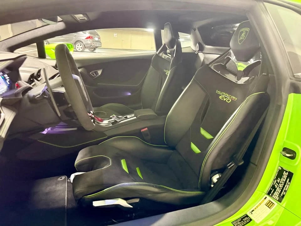 2022 Lamborghini Huracan - Image 12 of 20