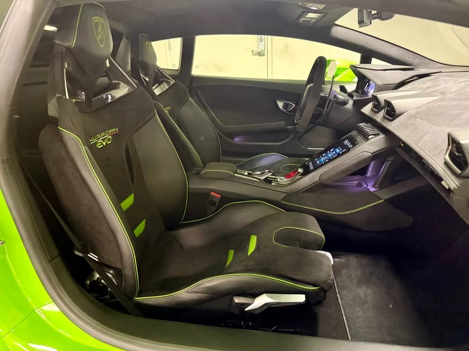 2022 Lamborghini Huracan - Image 17 of 20