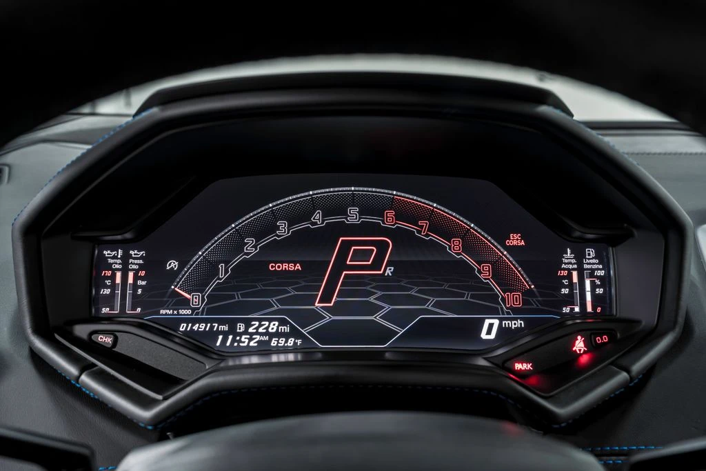2022 Lamborghini Huracan LP640-4 EVO - Image 17 of 31