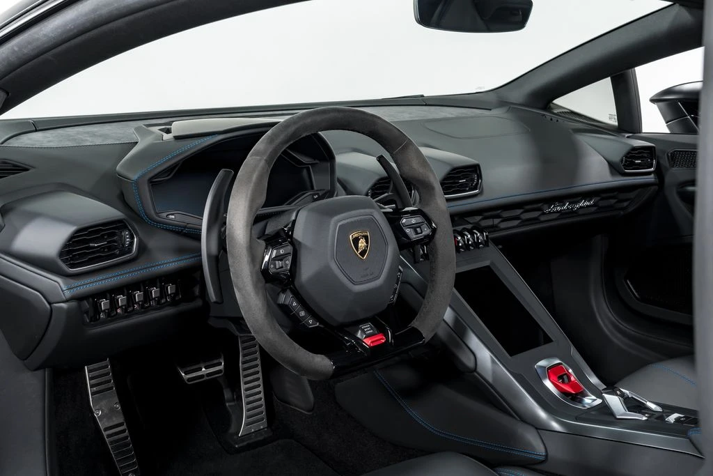 2022 Lamborghini Huracan LP640-4 EVO - Image 12 of 31