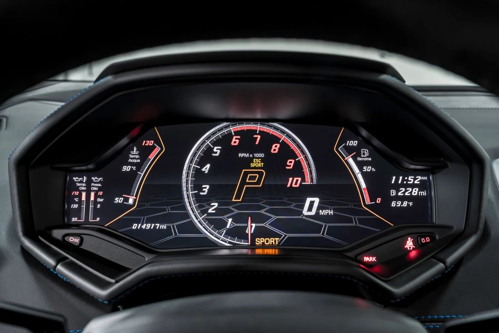 2022 Lamborghini Huracan LP640-4 EVO - Image 16 of 31