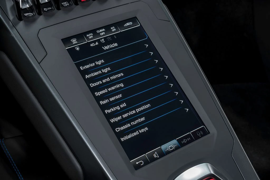 2022 Lamborghini Huracan LP640-4 EVO - Image 26 of 31