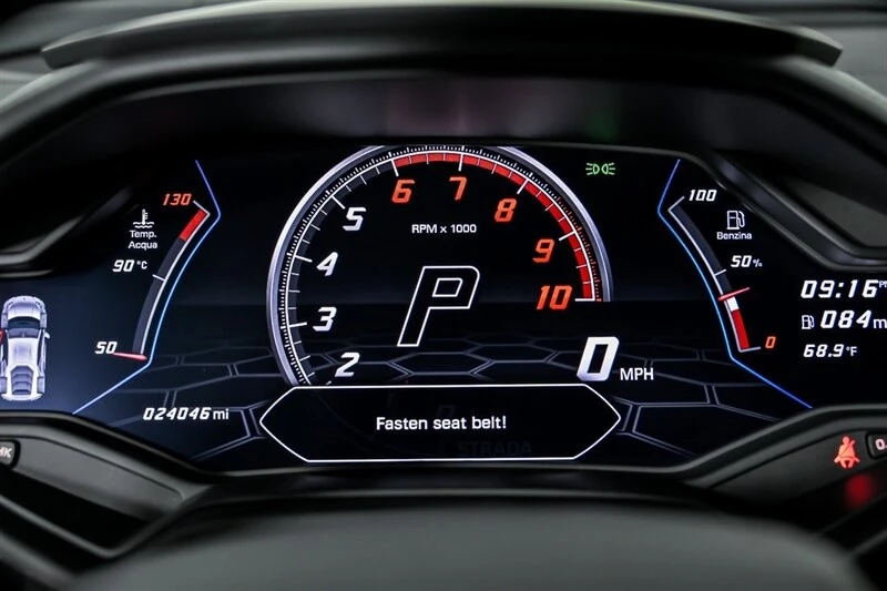 2022 Lamborghini - Image 27 of 31