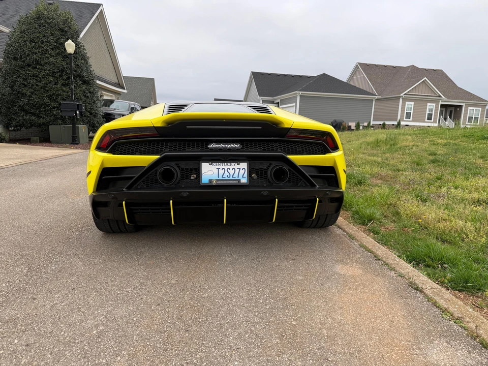 2022 Lamborghini Huracan LP640-4 EVO - Image 19 of 31