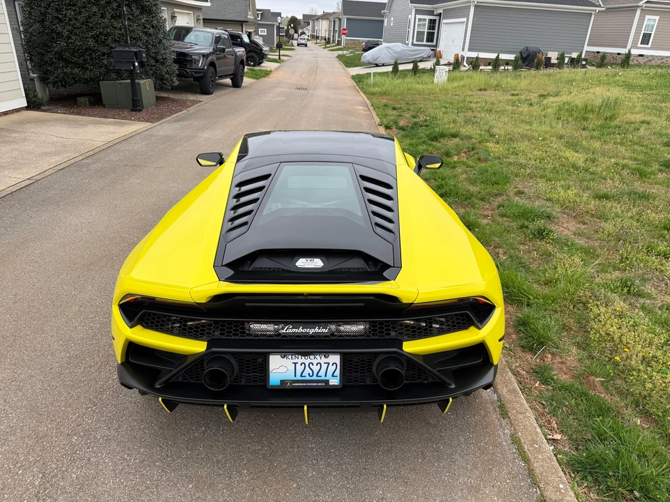 2022 Lamborghini Huracan LP640-4 EVO - Image 18 of 31