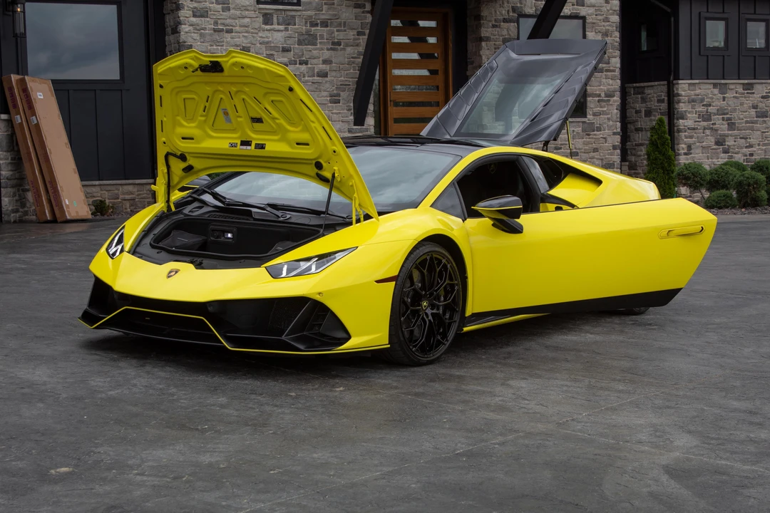 2022 Lamborghini Huracan LP640-4 EVO - Image 30 of 31