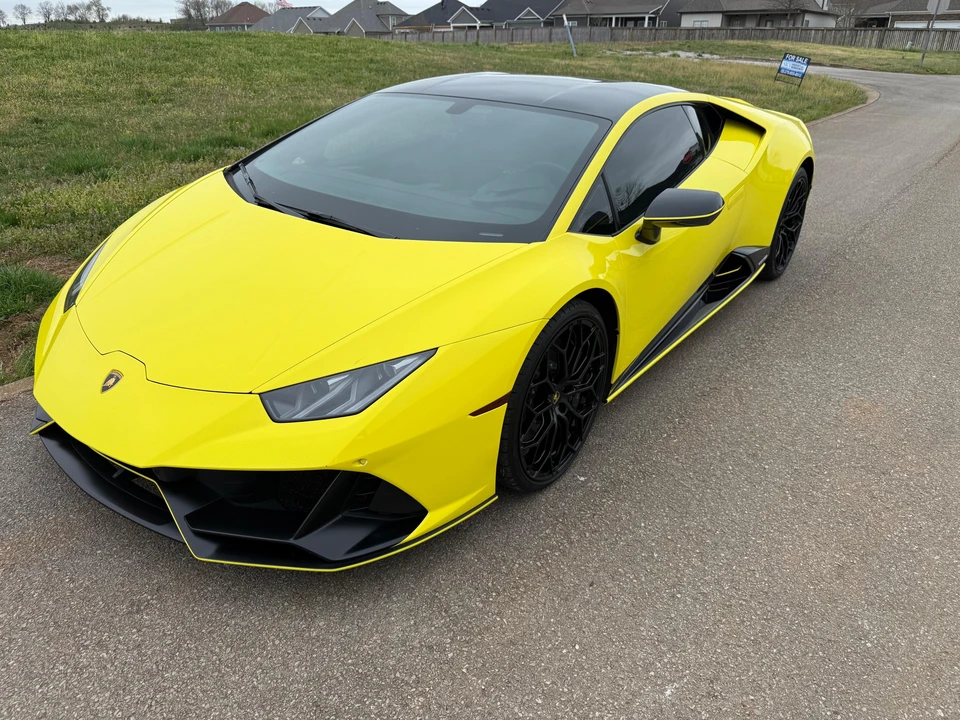 2022 Lamborghini Huracan LP640-4 EVO - Image 9 of 31