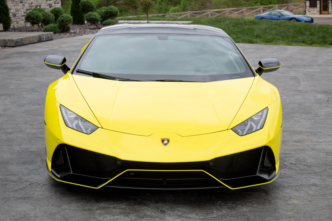 2022 Lamborghini Huracan LP640-4 EVO - Image 7 of 31