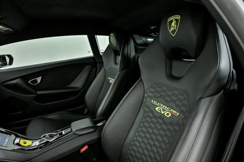 2022 Lamborghini - Image 21 of 31