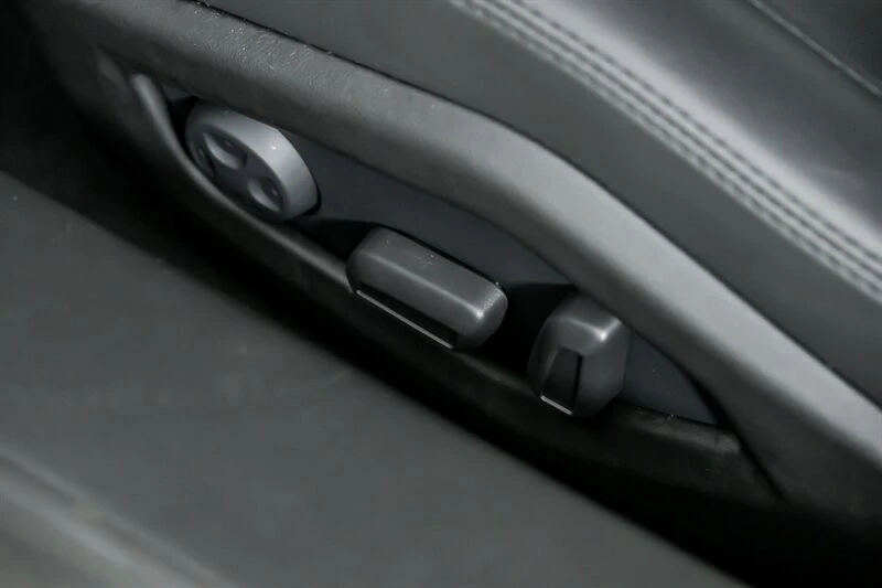 2022 Lamborghini - Image 24 of 31