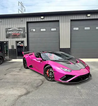 2022 Lamborghini Huracan EVO RWD Coupe 2D
