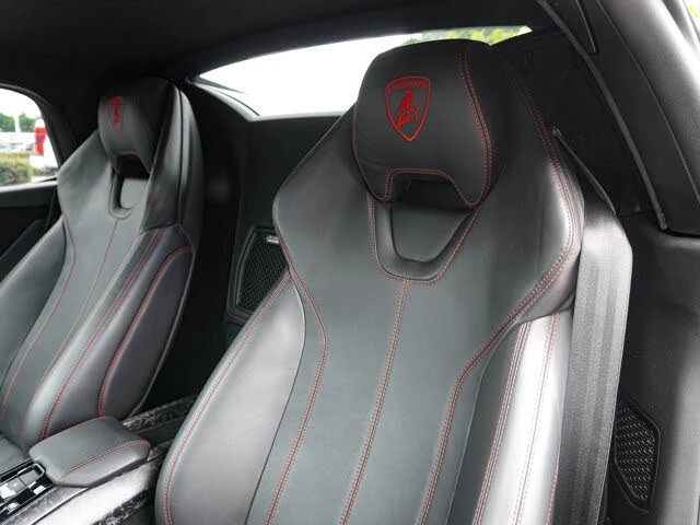 2022 Lamborghini Huracan LP640-4 EVO - Image 17 of 31