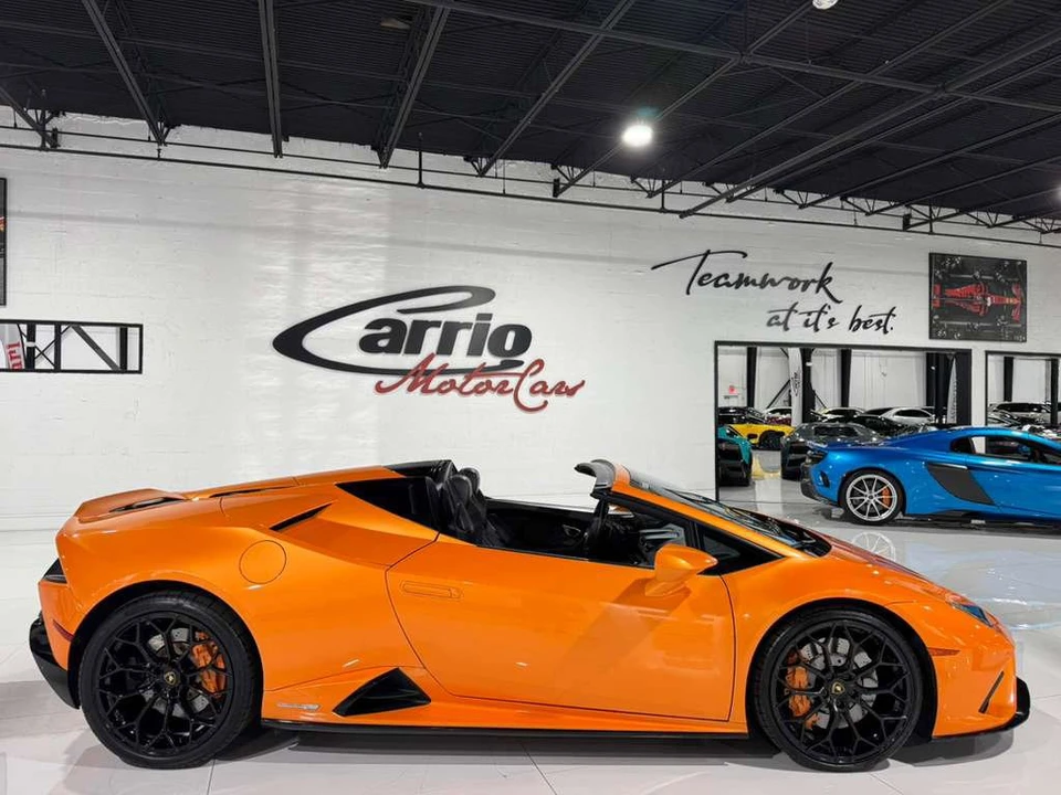 2022 Lamborghini Huracan LP610-2 EVO - Image 8 of 12