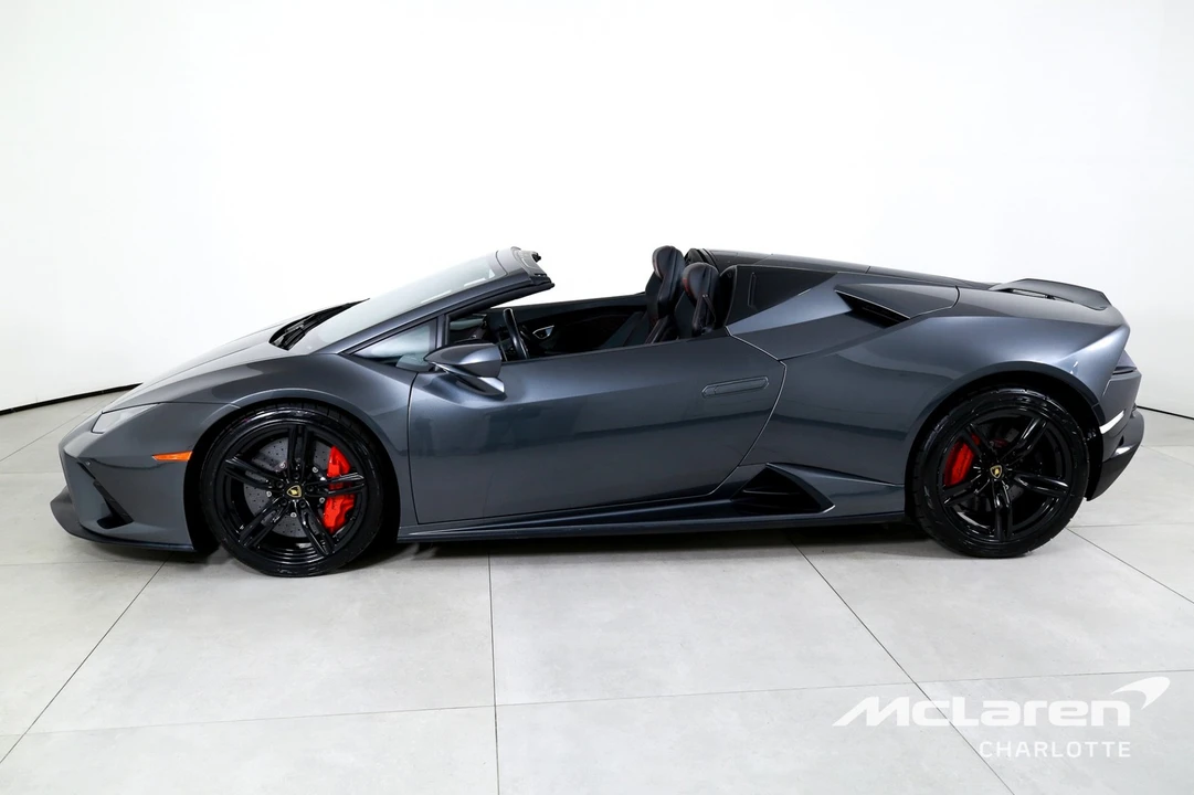 2022 Lamborghini - Image 6 of 27