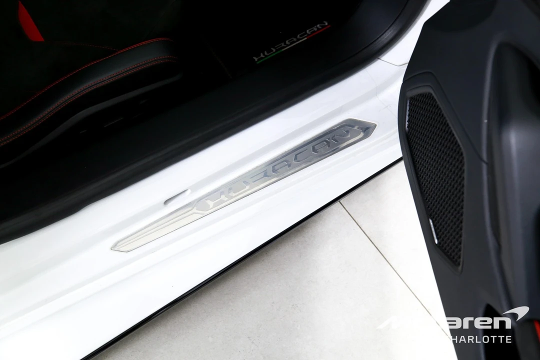 2022 Lamborghini Huracan - Image 20 of 29
