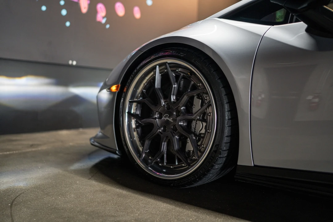 2022 Lamborghini Huracan LP640-4 EVO - Image 8 of 21