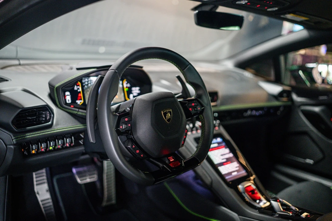 2022 Lamborghini Huracan LP640-4 EVO - Image 14 of 21