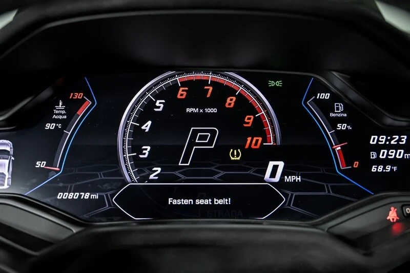 2022 Lamborghini - Image 24 of 31