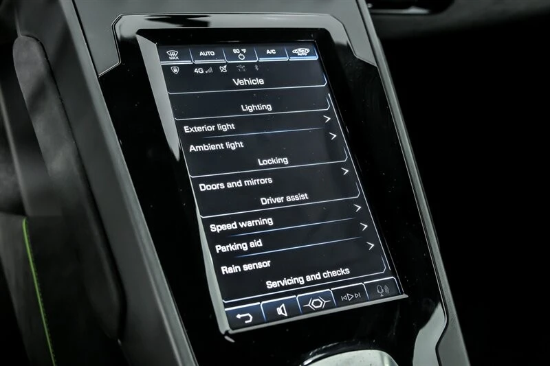 2022 Lamborghini - Image 29 of 31