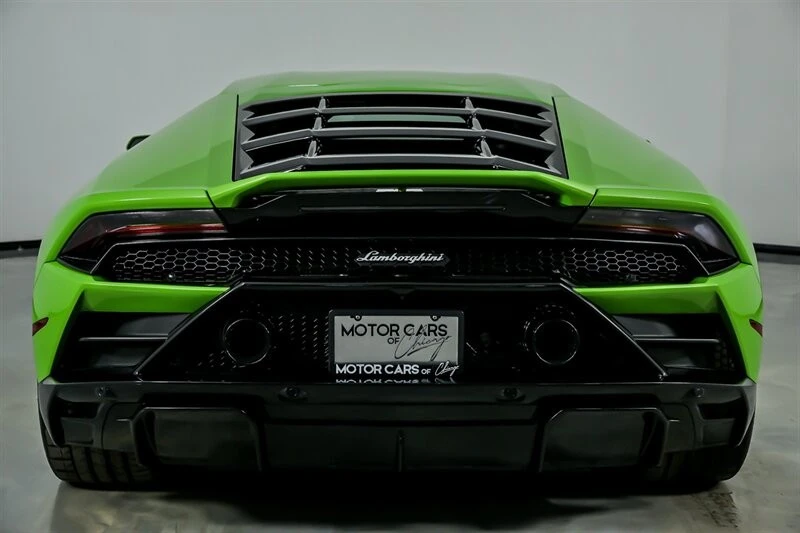 2022 Lamborghini - Image 11 of 31