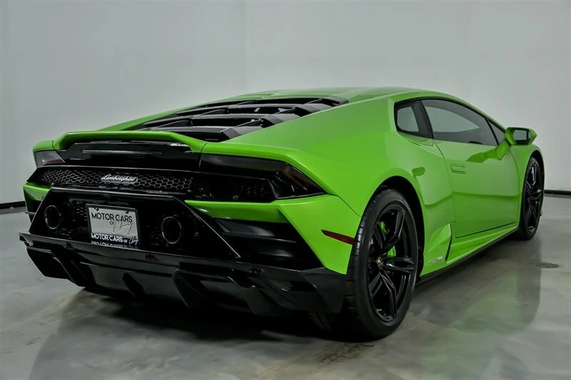 2022 Lamborghini - Image 12 of 31
