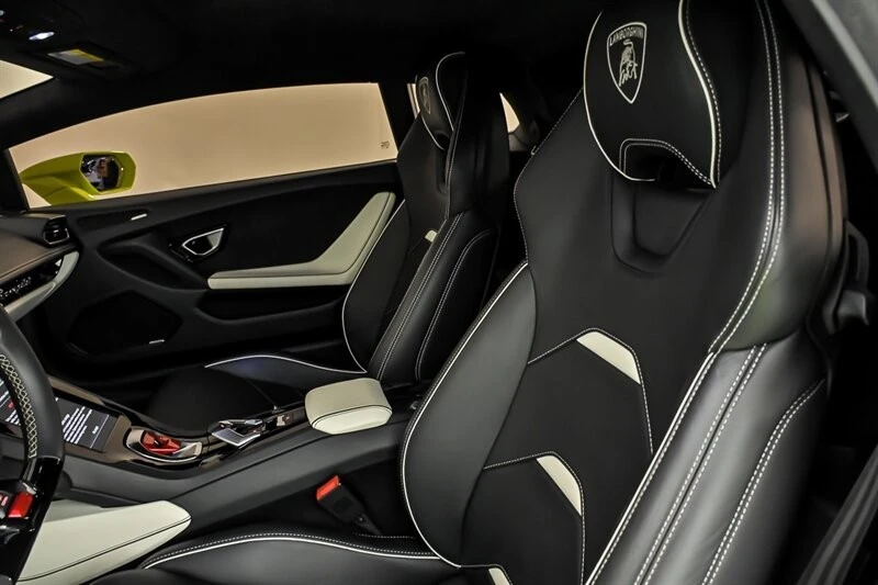 2022 Lamborghini Huracan - Image 24 of 31