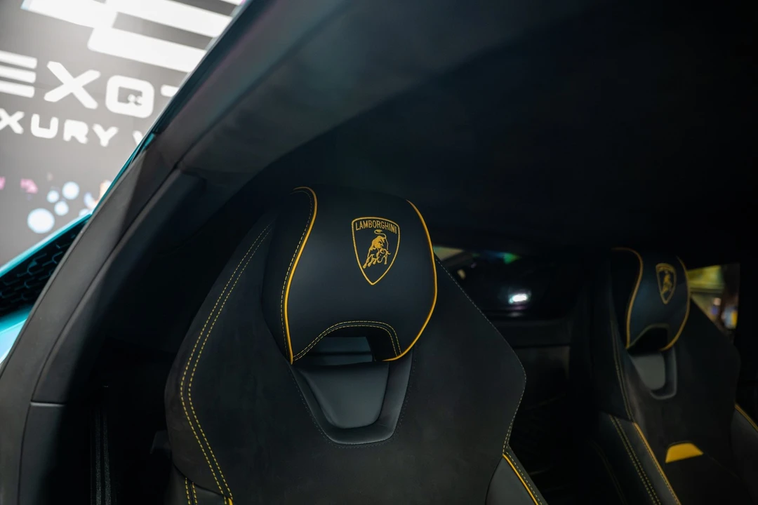 2022 Lamborghini Huracan - Image 9 of 25
