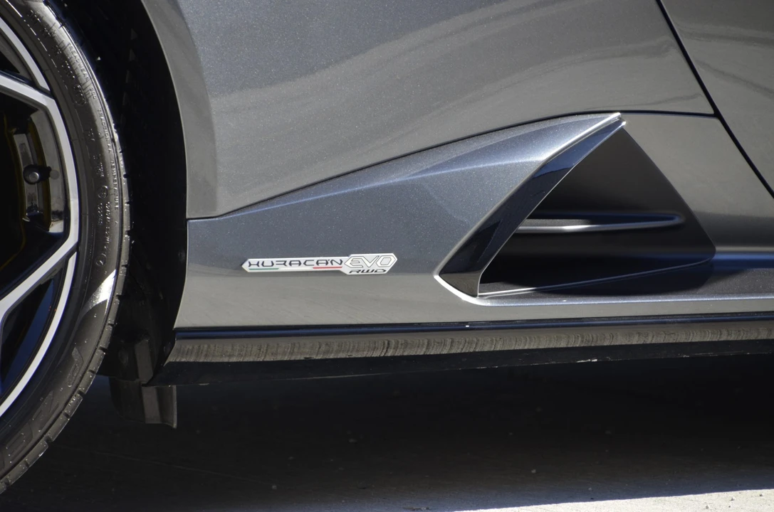 2022 Lamborghini Huracan LP610-2 EVO - Image 27 of 31