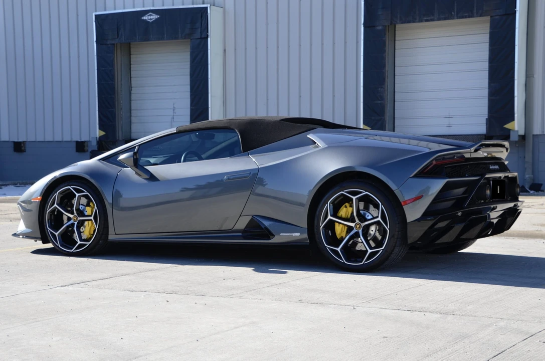 2022 Lamborghini Huracan LP610-2 EVO - Image 15 of 31