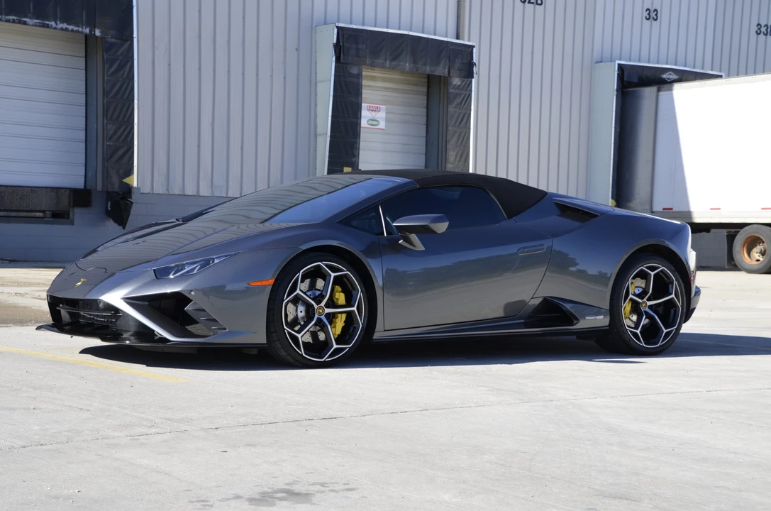 2022 Lamborghini Huracan LP610-2 EVO - Image 10 of 31