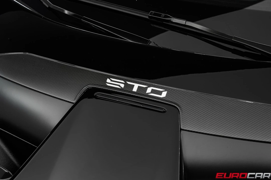 2022 Lamborghini Huracan LP640-4 EVO - Image 10 of 31