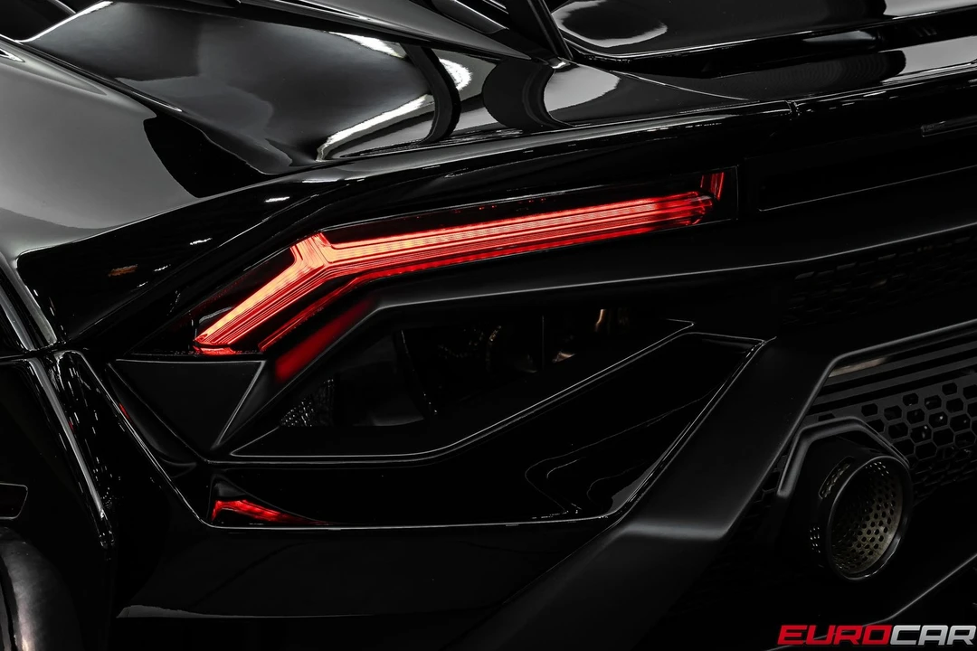 2022 Lamborghini Huracan LP640-4 EVO - Image 23 of 31