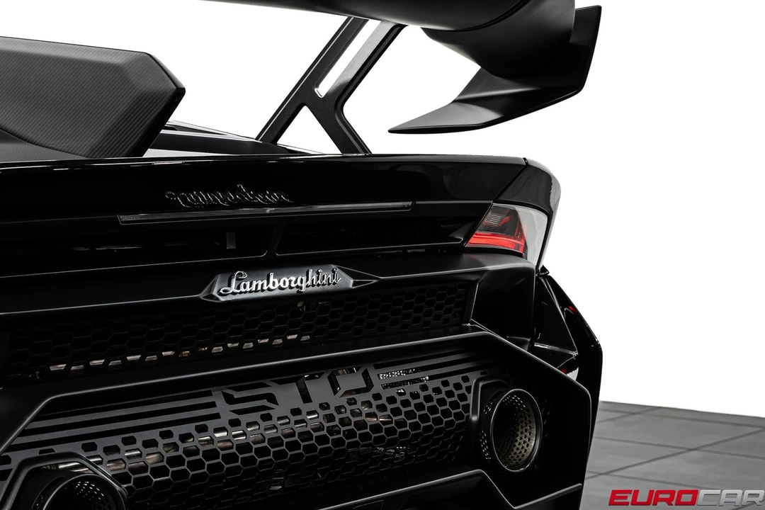 2022 Lamborghini Huracan LP640-4 EVO - Image 24 of 31