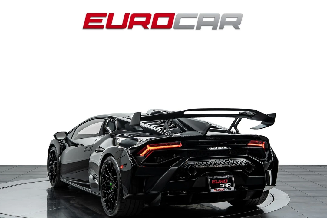2022 Lamborghini Huracan LP640-4 EVO - Image 3 of 31