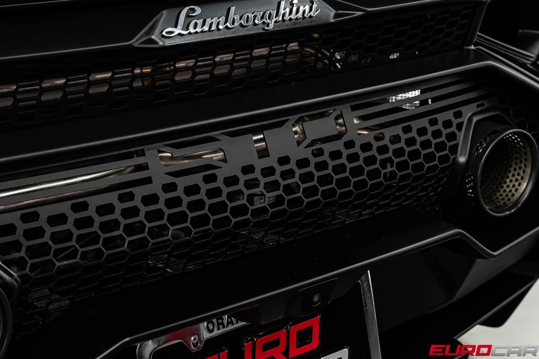 2022 Lamborghini Huracan LP640-4 EVO - Image 25 of 31