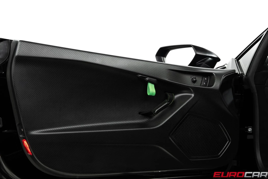 2022 Lamborghini Huracan LP640-4 EVO - Image 29 of 31