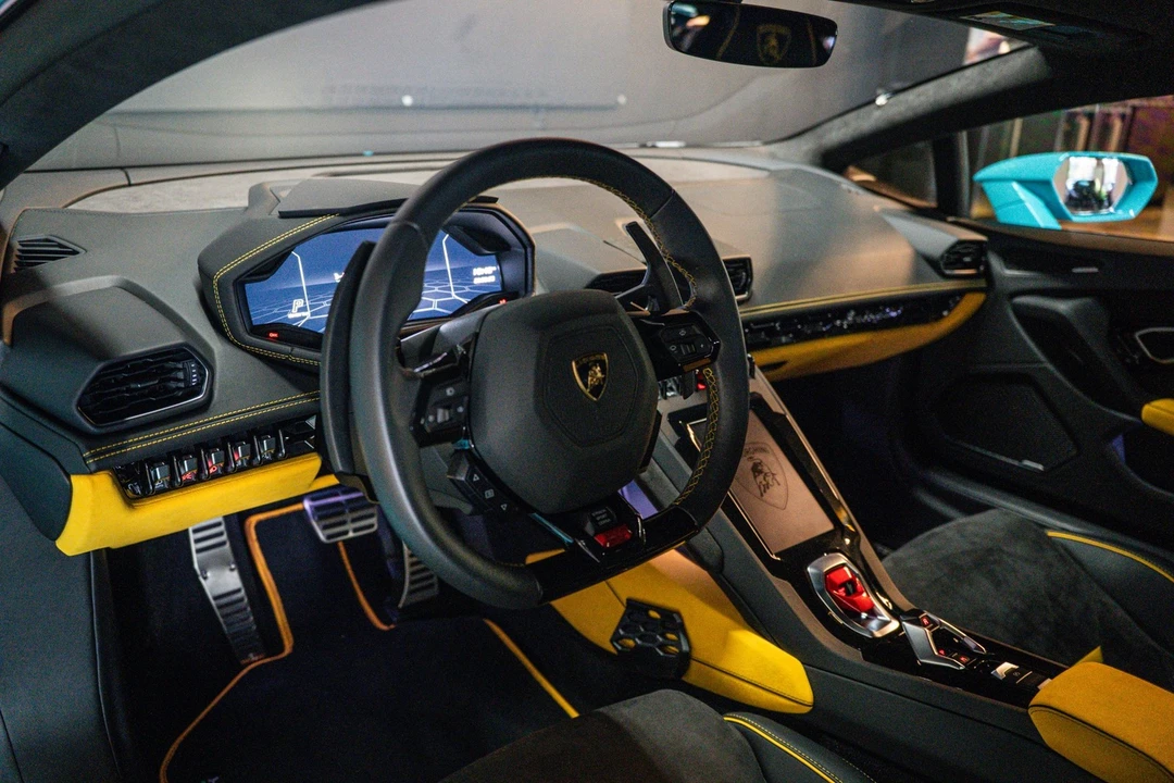 2022 Lamborghini Huracan - Image 6 of 25