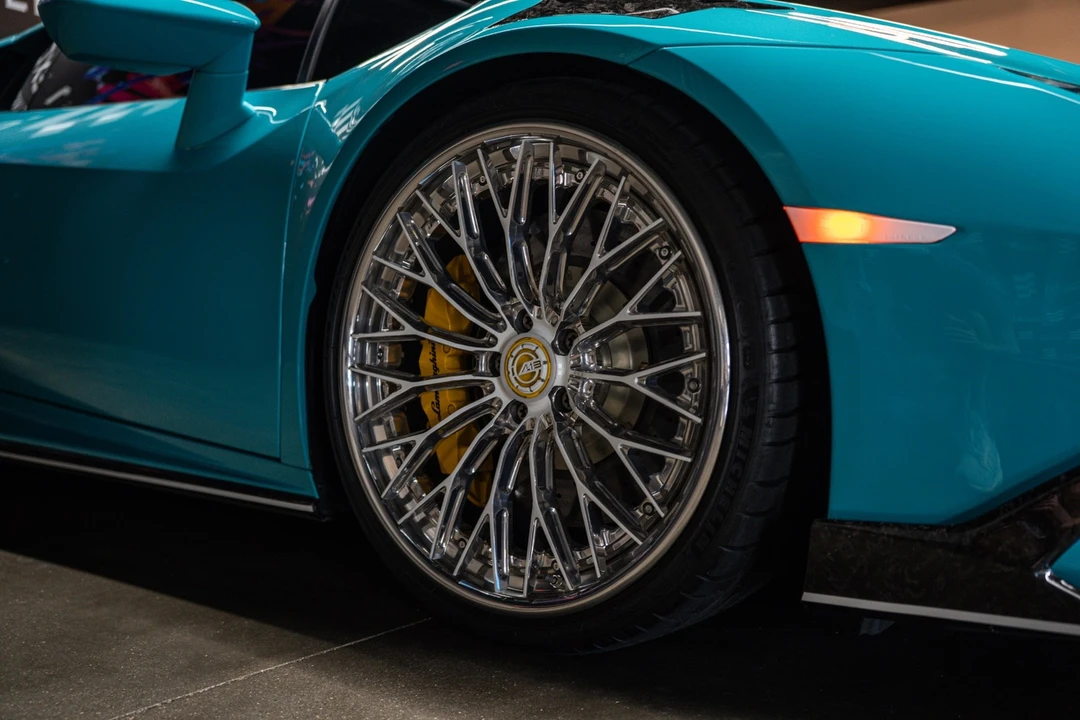 2022 Lamborghini Huracan - Image 17 of 25