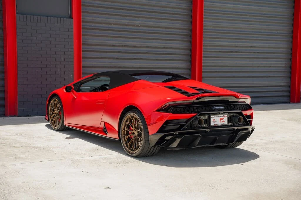 2022 Lamborghini Huracan LP610-2 EVO - Image 12 of 31