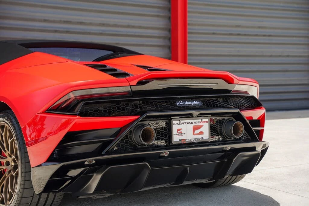 2022 Lamborghini Huracan LP610-2 EVO - Image 13 of 31