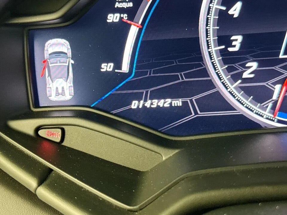 2022 Lamborghini Huracan LP610-2 EVO - Image 12 of 31