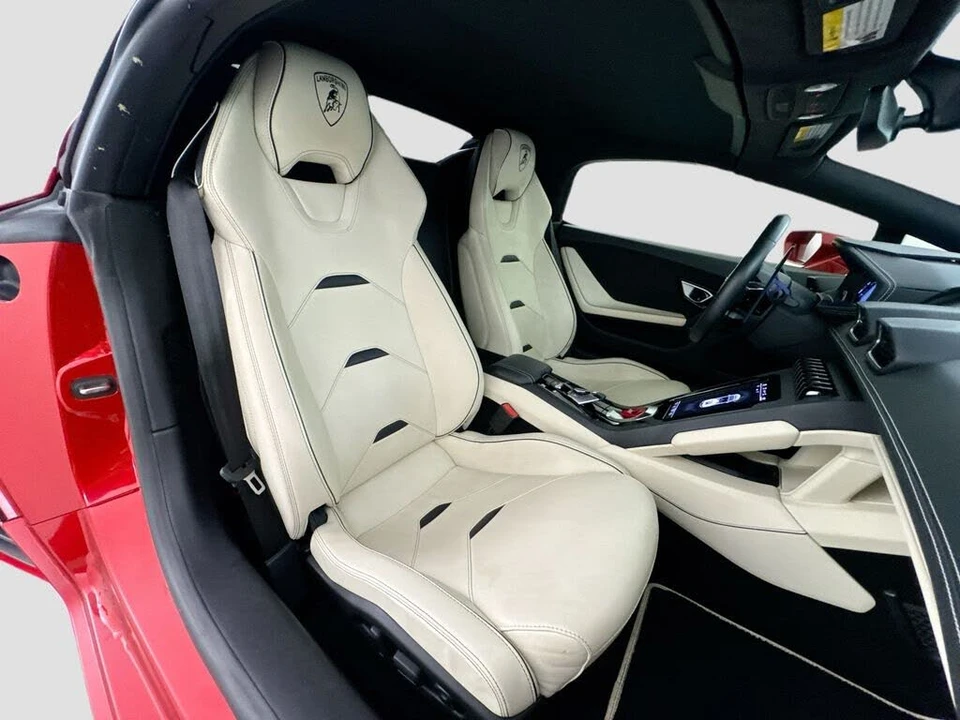 2022 Lamborghini Huracan LP610-2 EVO - Image 29 of 31