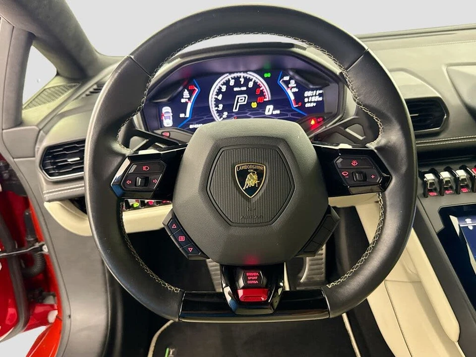 2022 Lamborghini Huracan LP610-2 EVO - Image 11 of 31