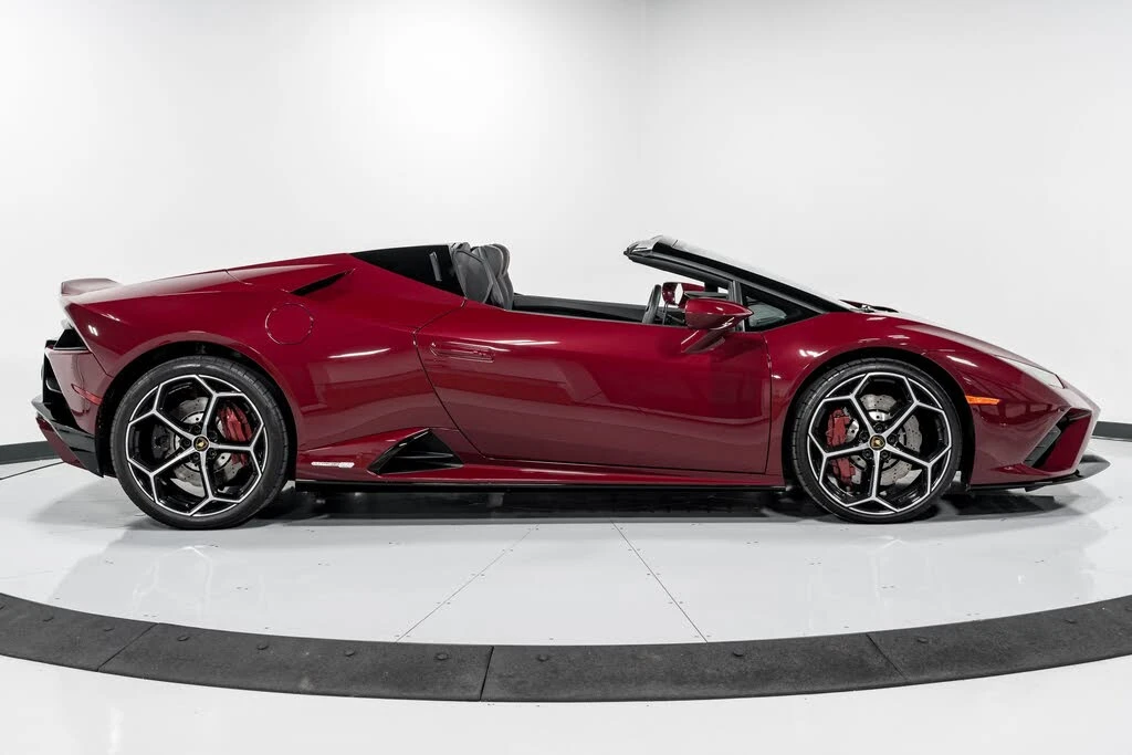 2022 Lamborghini Huracan LP610-2 EVO - Image 2 of 31