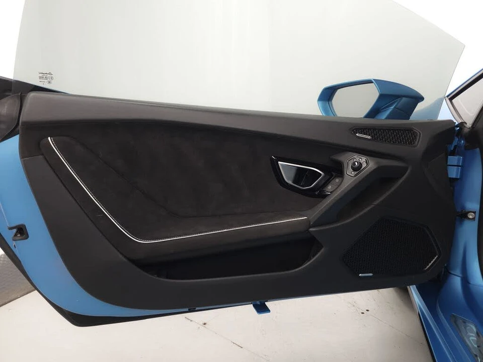 2022 Lamborghini Huracan LP610-2 EVO - Image 7 of 31