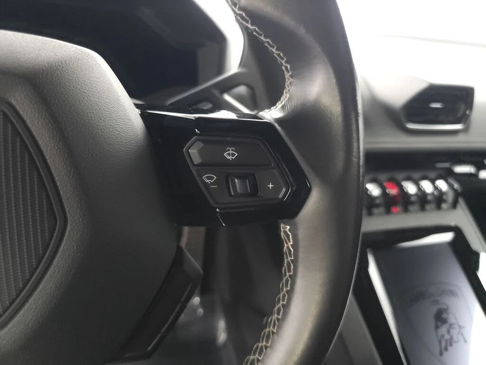 2022 Lamborghini Huracan LP610-2 EVO - Image 20 of 31